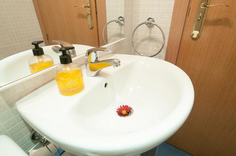 Apartamentos Eloisa Madrid Zimmer foto